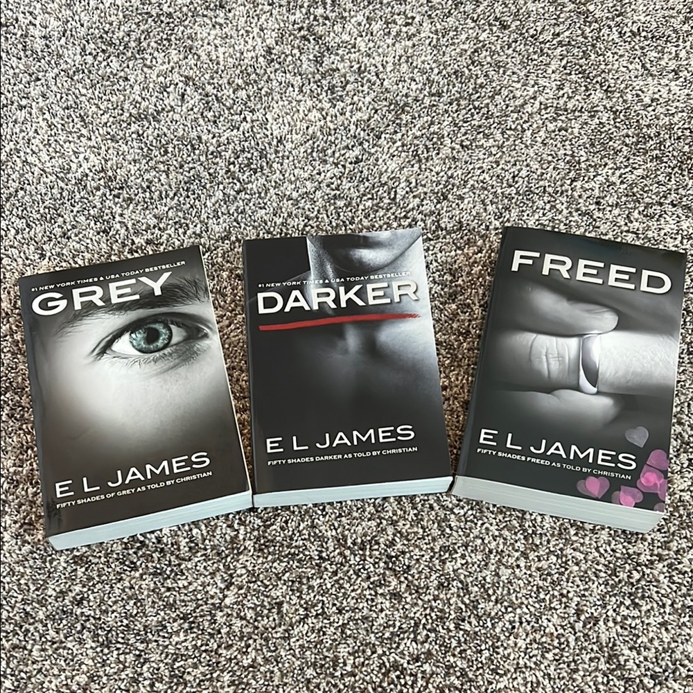 E L James Book Trilogy Set